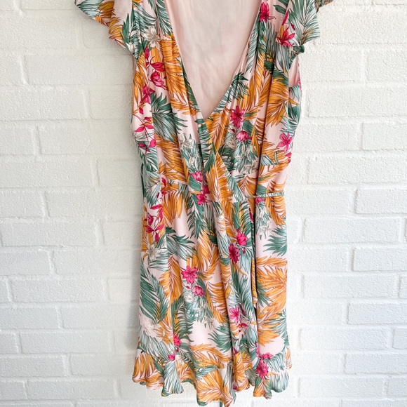 Lulus Tropical Floral Print Ruffle Hem Wrap Dress Size XL - Picture 3 of 9